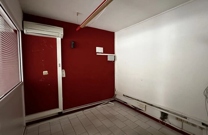 CENTRE-VILLE CAYENNE CENTRE VILLE CAYENNE - LOCAL COMMERCIAL OU APPARTEMENT. — photo 5