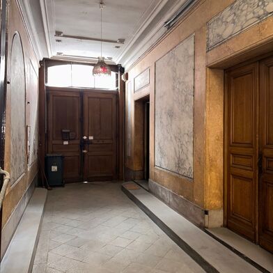 Immeuble  472500 €