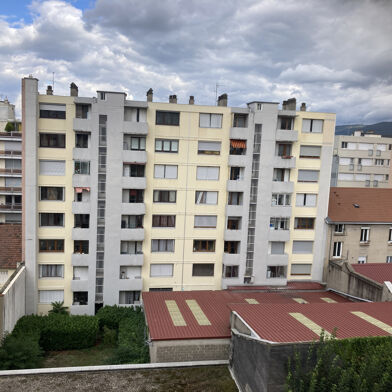 Appartement 4 pièces 76 m²