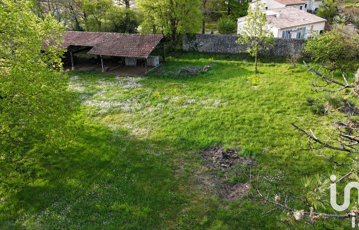 terrain  pièces 2000 m2 à vendre à Pranzac (16110)