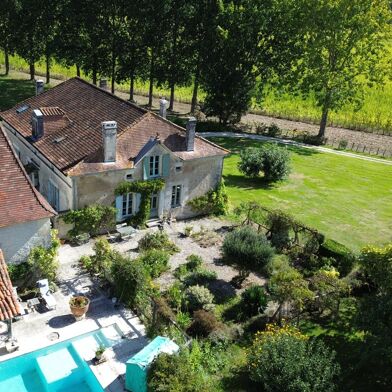 Maison 9 pièces 498750 €