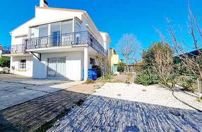 Villa 3 faces de Type 7 sur 370m2 de terrain — photo du bien