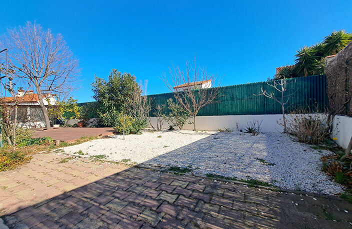 Villa 3 faces de Type 7 sur 370m2 de terrain — photo 3