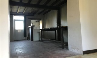 Maison 1 Pièce 48 m² à vendre à Saint-Pierre-les-Étieux (18210)