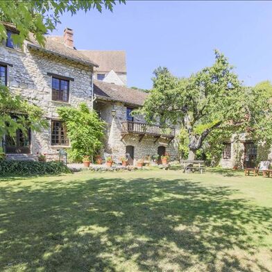 Maison 8 pièces 574000 €