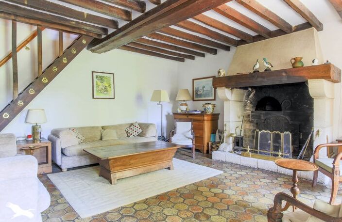 Maison en pierre de 8 pièces principales — photo 2