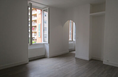 location appartement 1 080 € CC /mois à proximité de Saint-Paul-de-Vence (06570)