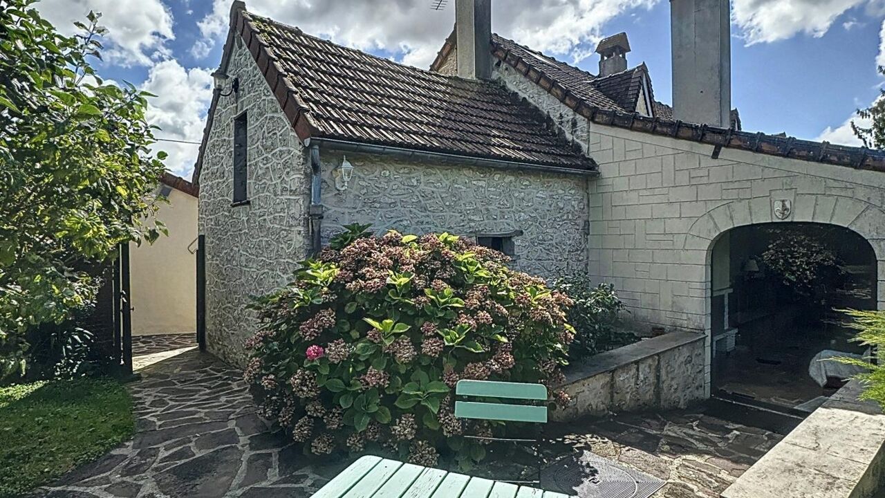 maison 6 pièces 230 m2 à vendre à Chenoise-Cucharmoy (77160)