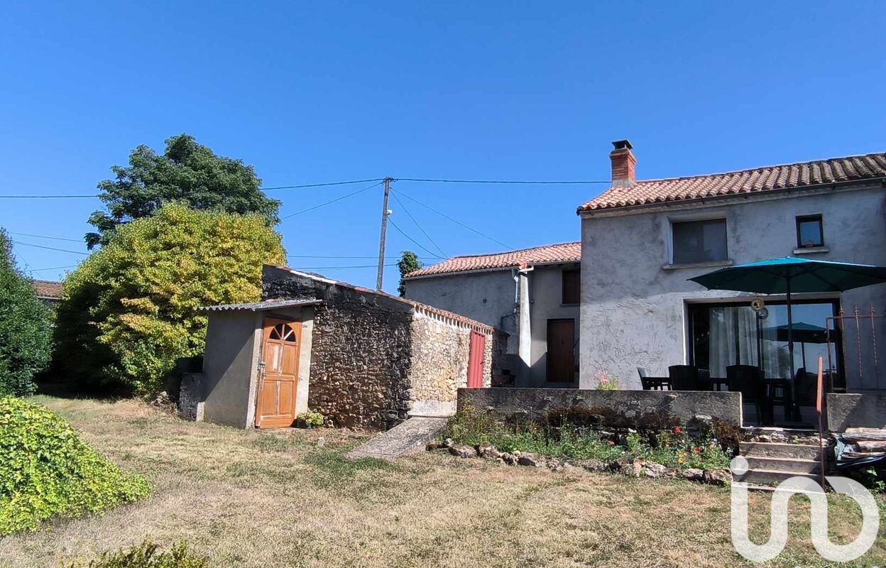 maison 3 pièces 117 m2 à vendre à Thénezay (79390)