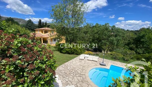 Villa / Maison 6 pièces  à vendre Aubagne 13400