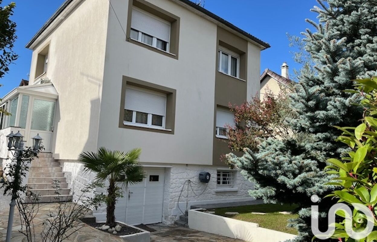 maison 5 pièces 122 m2 à vendre à Villecresnes (94440)