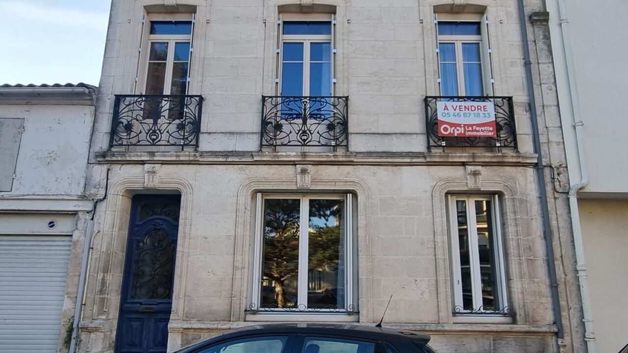 maison 10 pièces 300 m2 à vendre à Rochefort (17300)