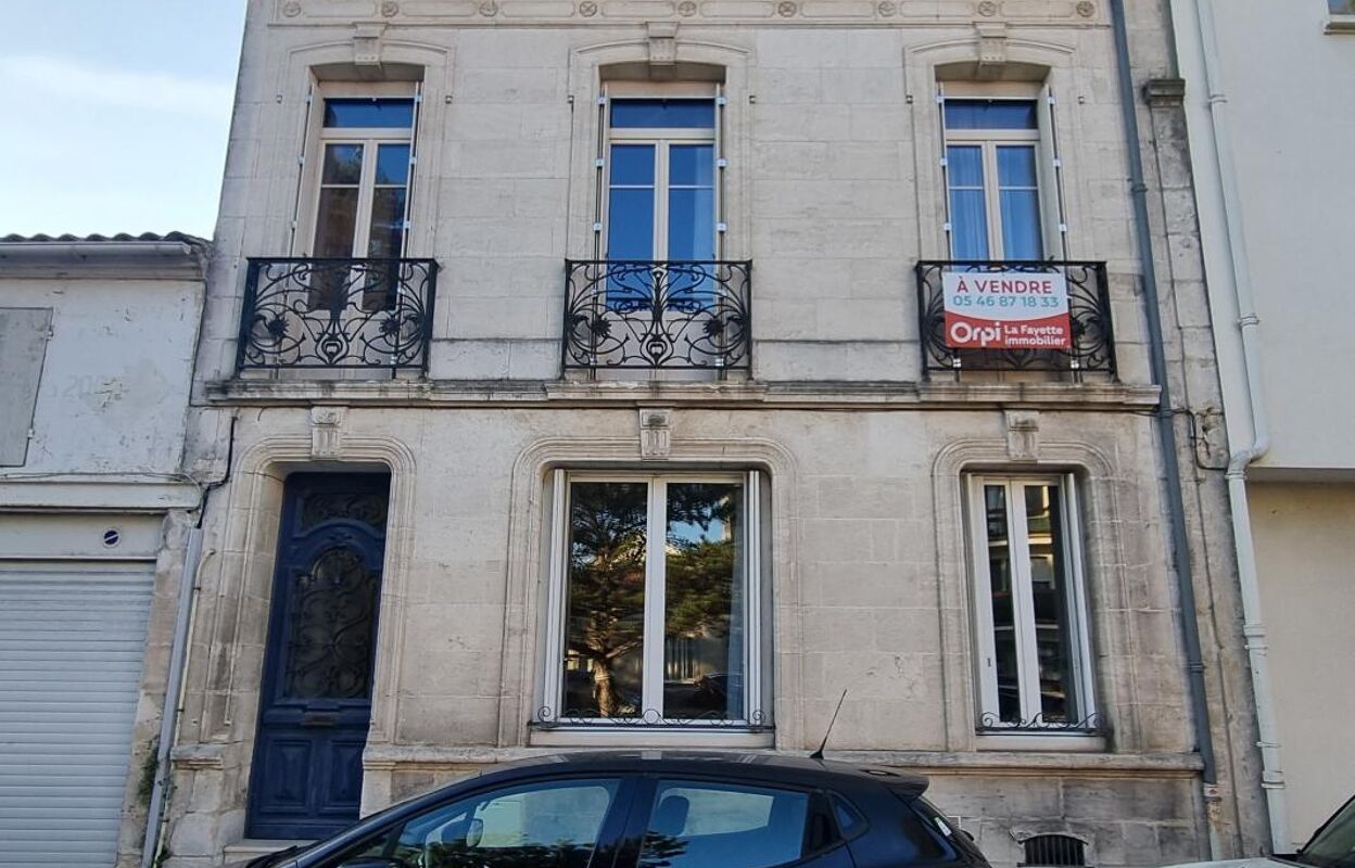 maison 10 pièces 300 m2 à vendre à Rochefort (17300)