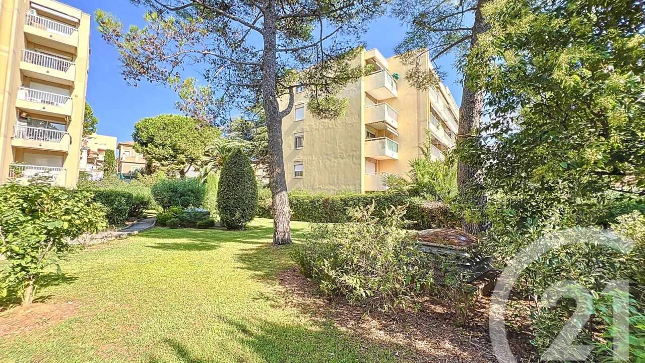 appartement 2 pièces 45 m2 à vendre à Nice (06200)