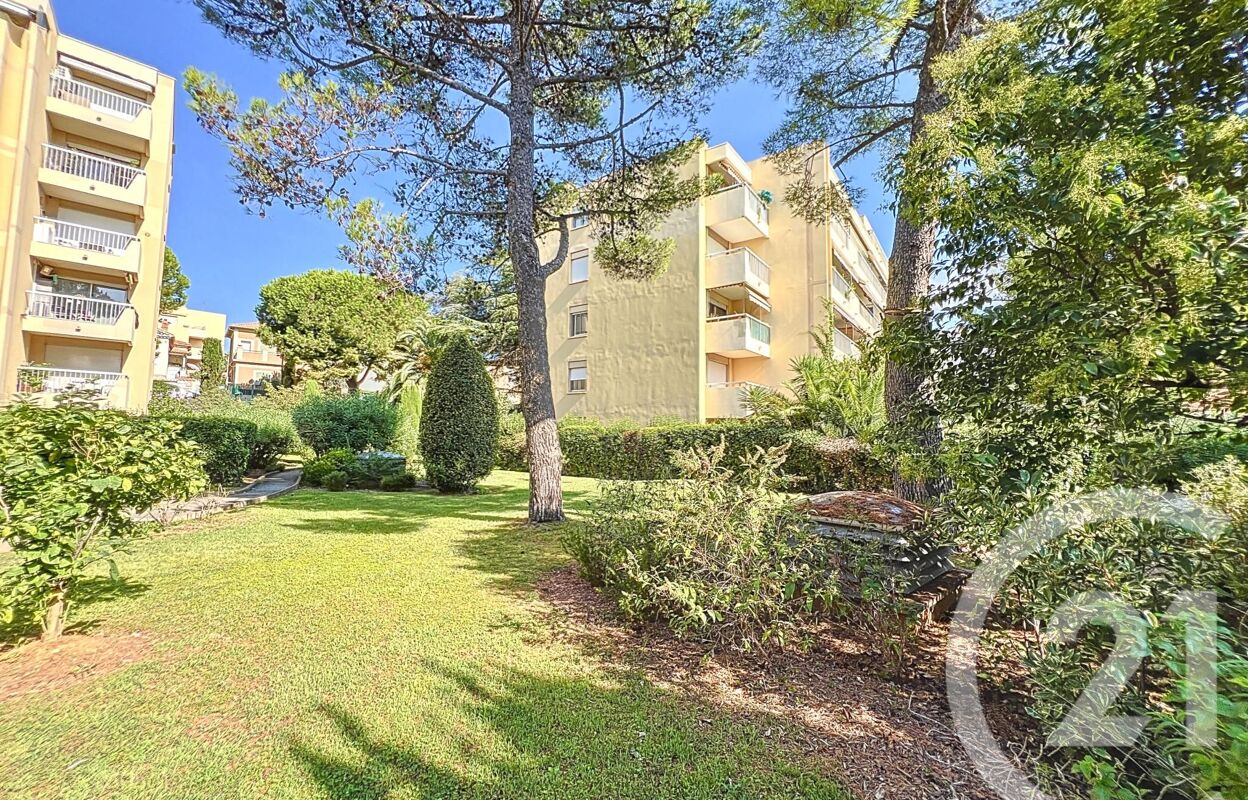 appartement 2 pièces 45 m2 à vendre à Nice (06200)