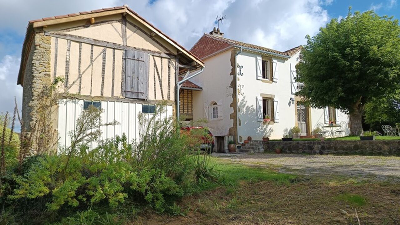 maison 5 pièces 202 m2 à vendre à Aire-sur-l'Adour (40800)