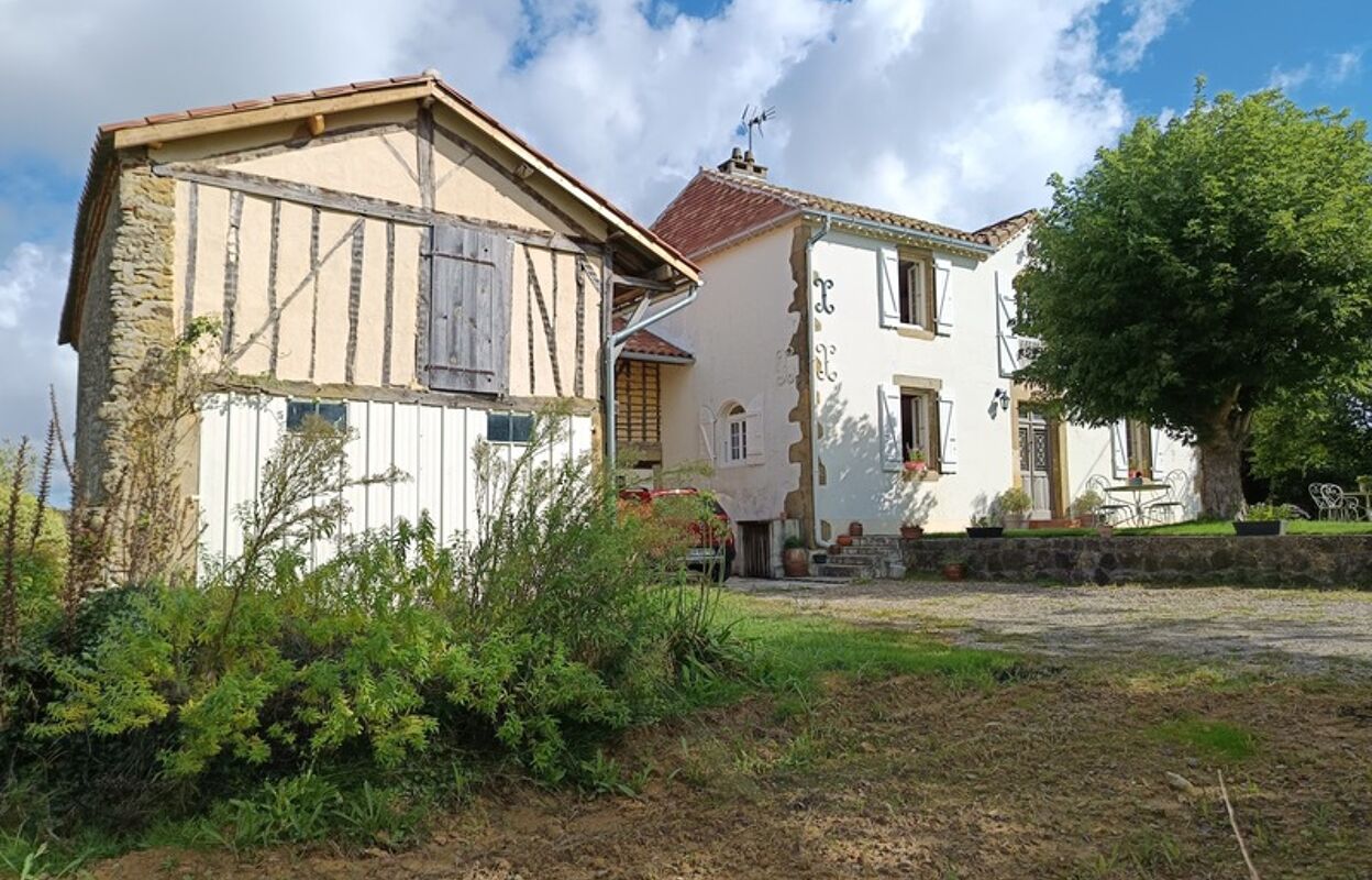 maison 5 pièces 202 m2 à vendre à Aire-sur-l'Adour (40800)