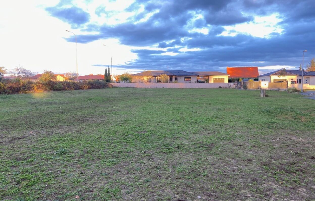 terrain  pièces 700 m2 à vendre à Bergerac (24100)