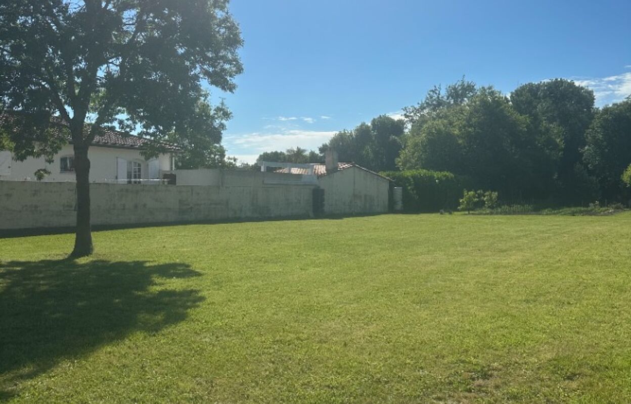 terrain  pièces 1600 m2 à vendre à Bordeaux (33000)