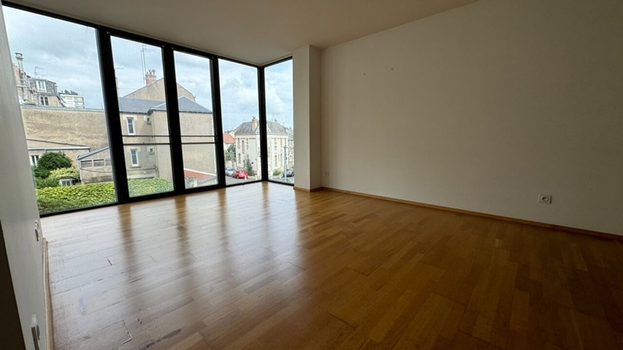 appartement 2 pièces 55 m2 à vendre à Tours (37000)