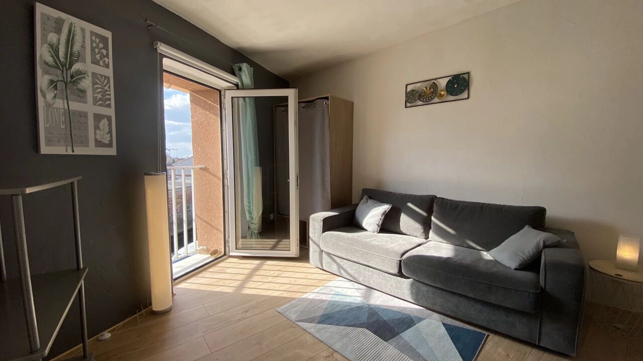 appartement 1 pièces 24 m2 à louer à L'Isle-sur-la-Sorgue (84800)