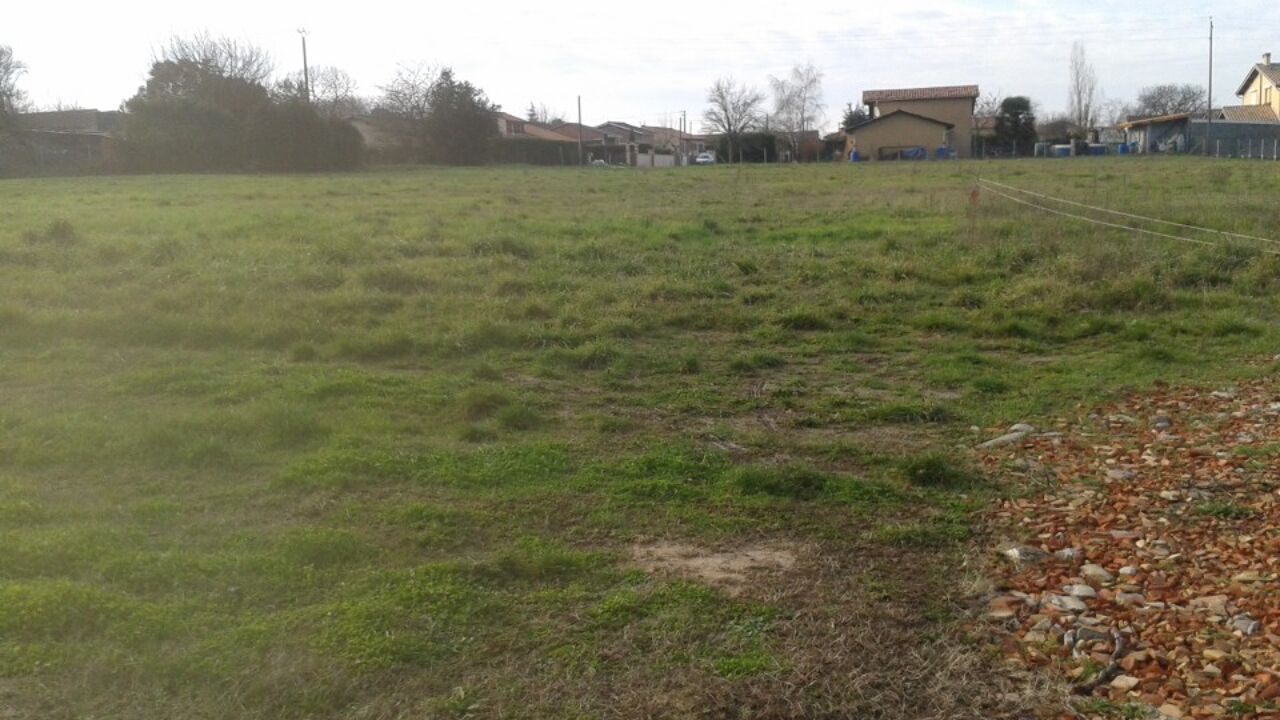 terrain  pièces 600 m2 à vendre à Cubzac-les-Ponts (33240)