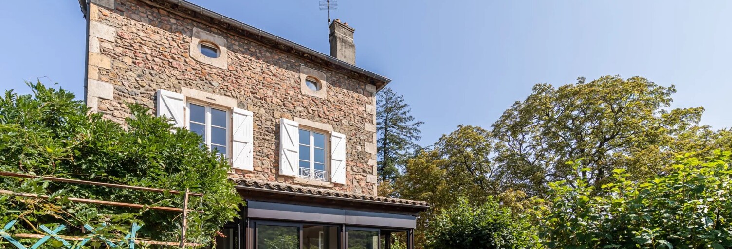 Maison 9 Pièces 281 m² à vendre à Beaujeu (69430)