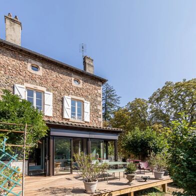 Maison 9 pièces 700000 €