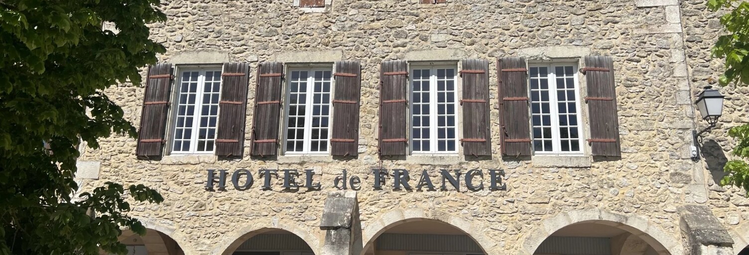 Maison 15 Pièces 669 m² à vendre à Saint-Justin (40240)