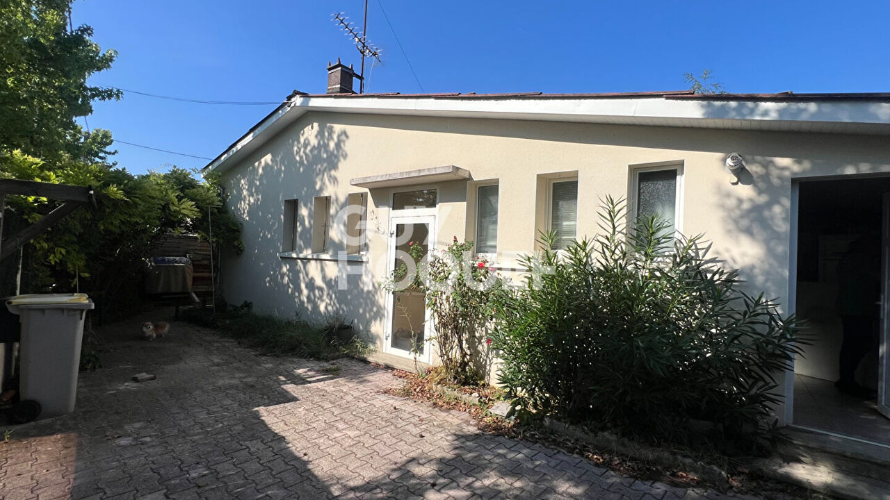 maison 4 pièces 86 m2 à vendre à Bourgoin-Jallieu (38300)