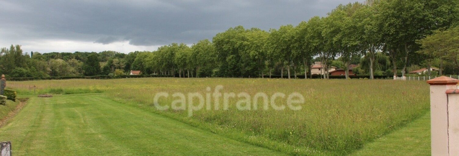 Terrain  1820 m² à vendre à Montesquieu-Volvestre (31310)