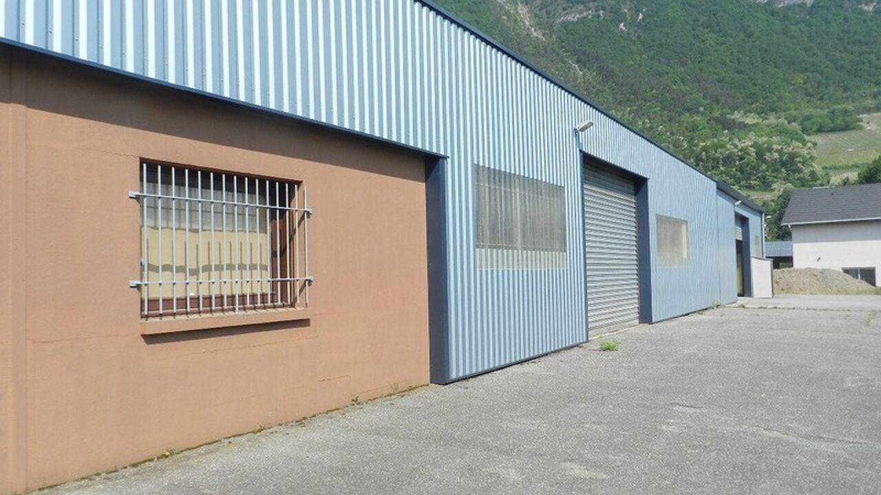 local industriel 3 pièces 750 m2 à vendre à Montmélian (73800)