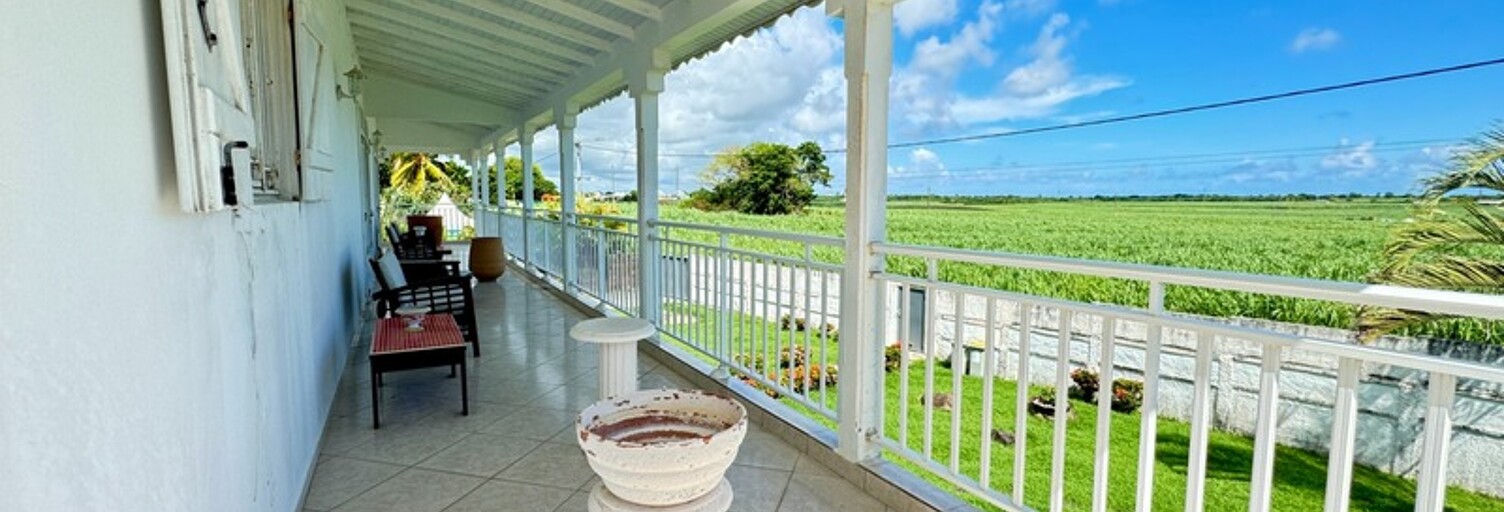 Maison 8 Pièces 362 m² à vendre à Saint-François (97118)