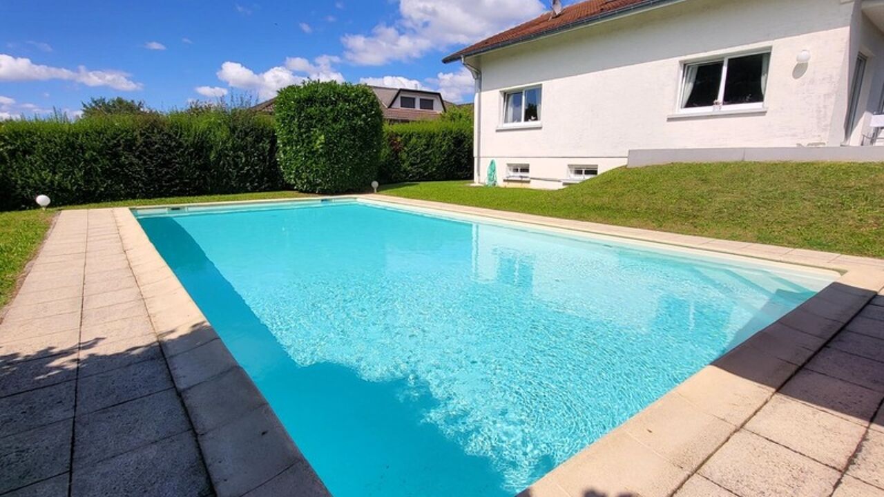 maison 8 pièces 193 m2 à vendre à Montbéliard (25200)