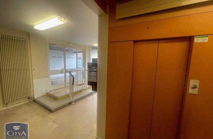 Vente appartement 3 pièces 56 m² Poitiers (86000) — photo 4