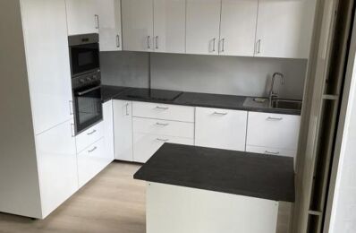 location appartement 1 350 € CC /mois à proximité de Cailloux-sur-Fontaines (69270)