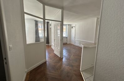 location appartement 1 160 € CC /mois à proximité de Rillieux-la-Pape (69140)