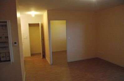 location appartement 586 € CC /mois à proximité de Houppeville (76770)