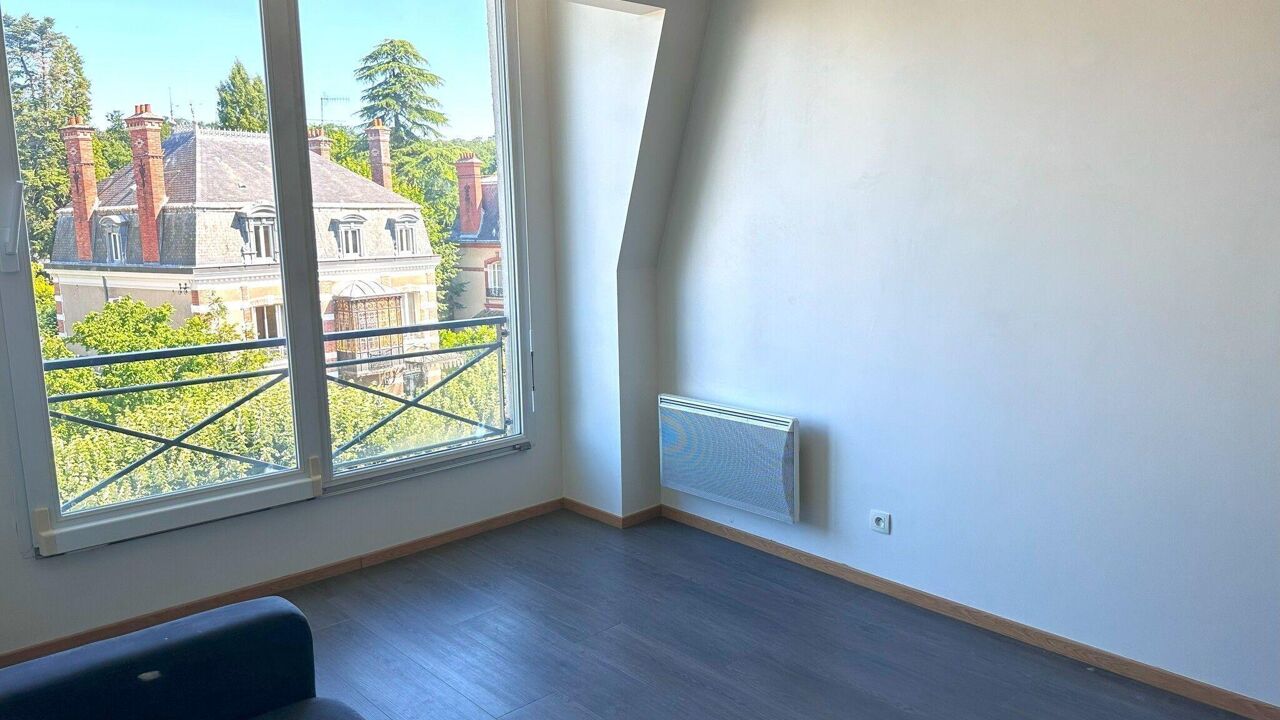 appartement 2 pièces 47 m2 à vendre à Fontainebleau (77300)