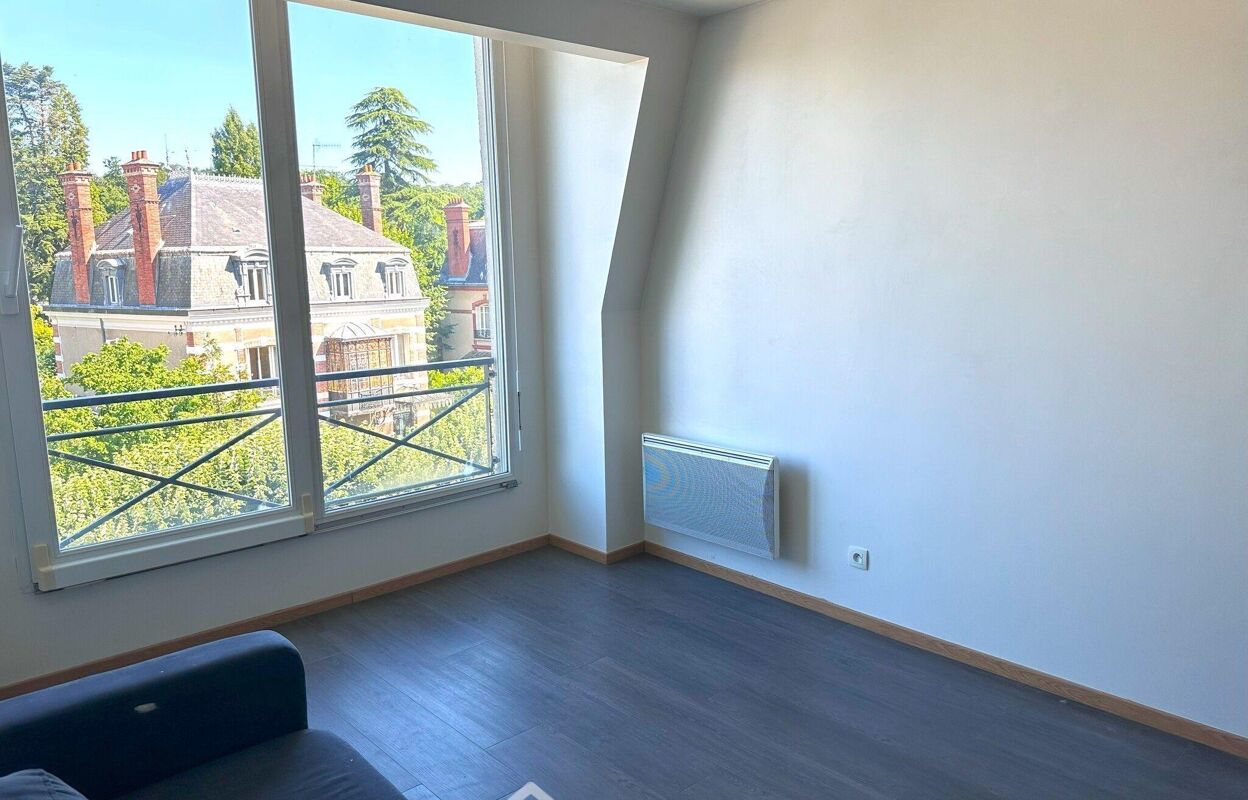 appartement 2 pièces 47 m2 à vendre à Fontainebleau (77300)