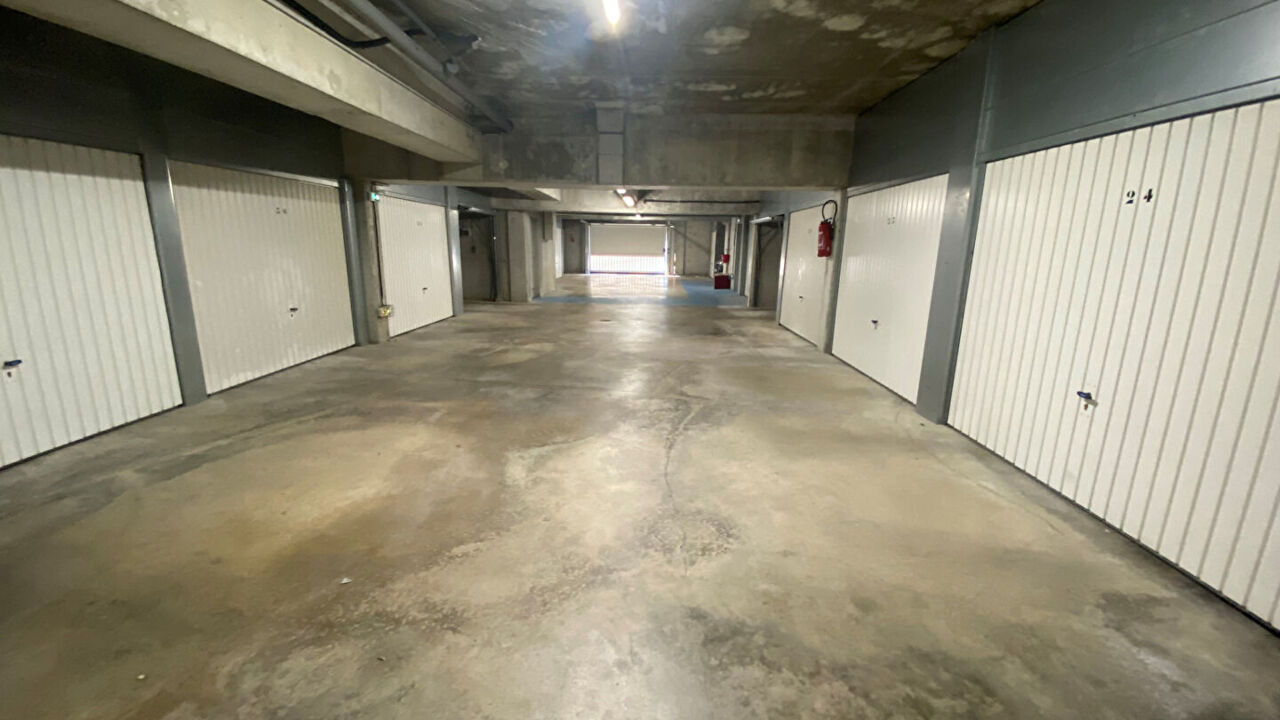 garage  pièces 16 m2 à vendre à Angers (49000)