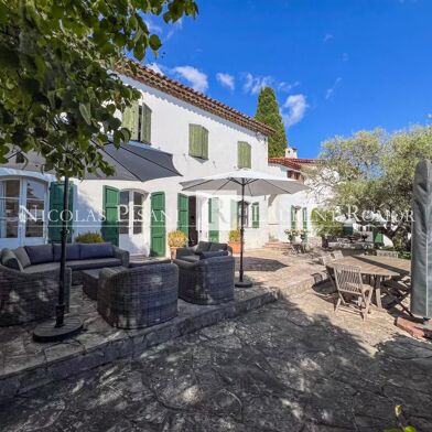 Maison 8 pièces 1550000 €