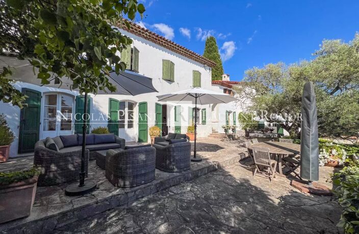 EXCLUSIVITÉ Le Tignet – Bastide provençale de charme avec vue pa — photo 4