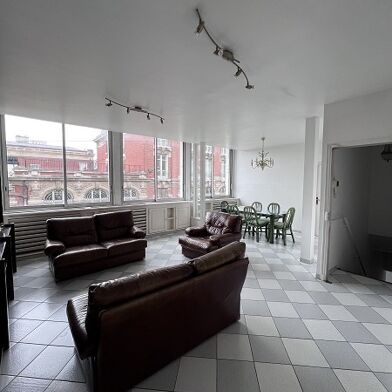 Appartement 7 pièces 1220 €