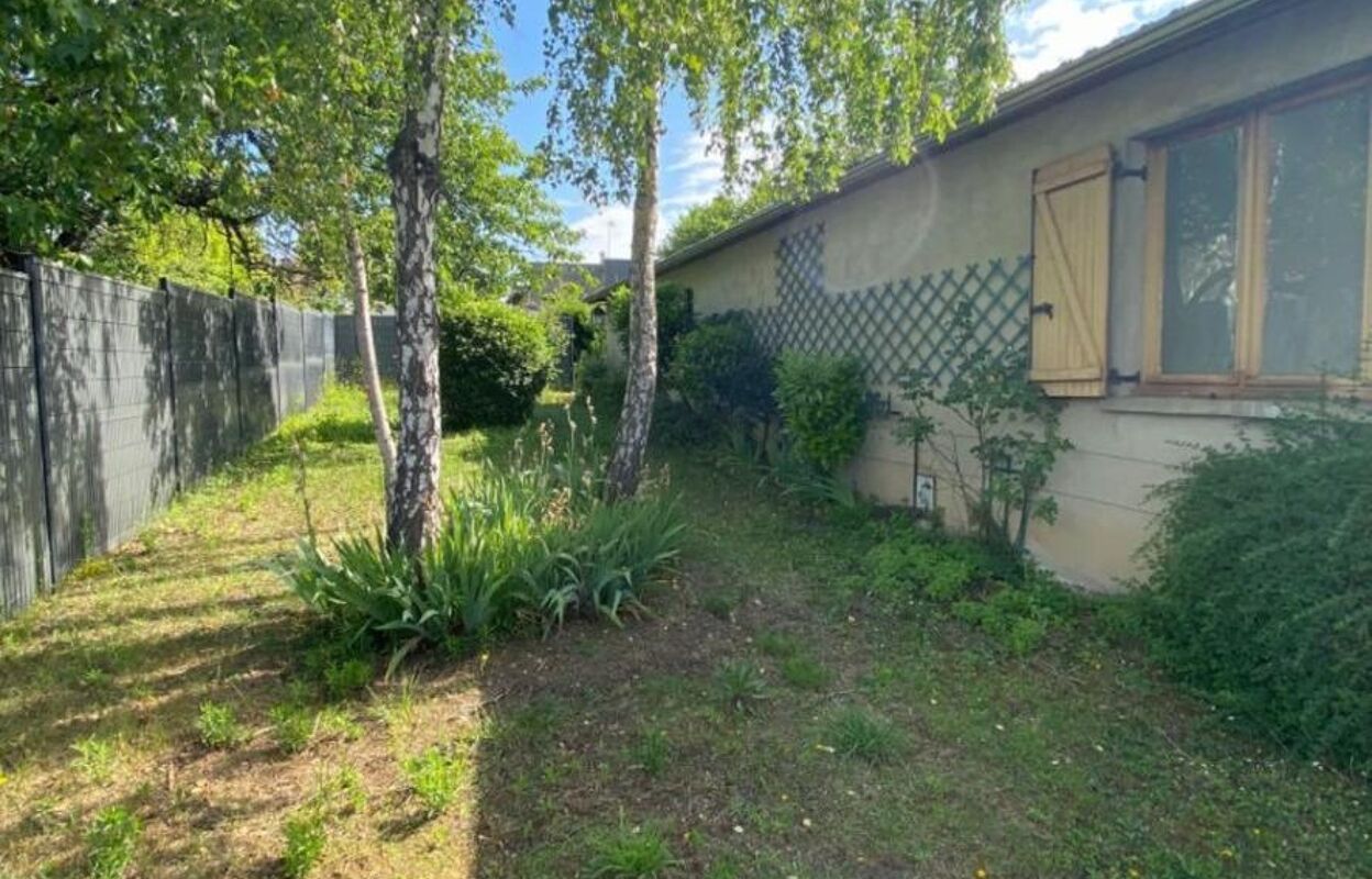 immeuble  pièces 200 m2 à vendre à Limay (78520)