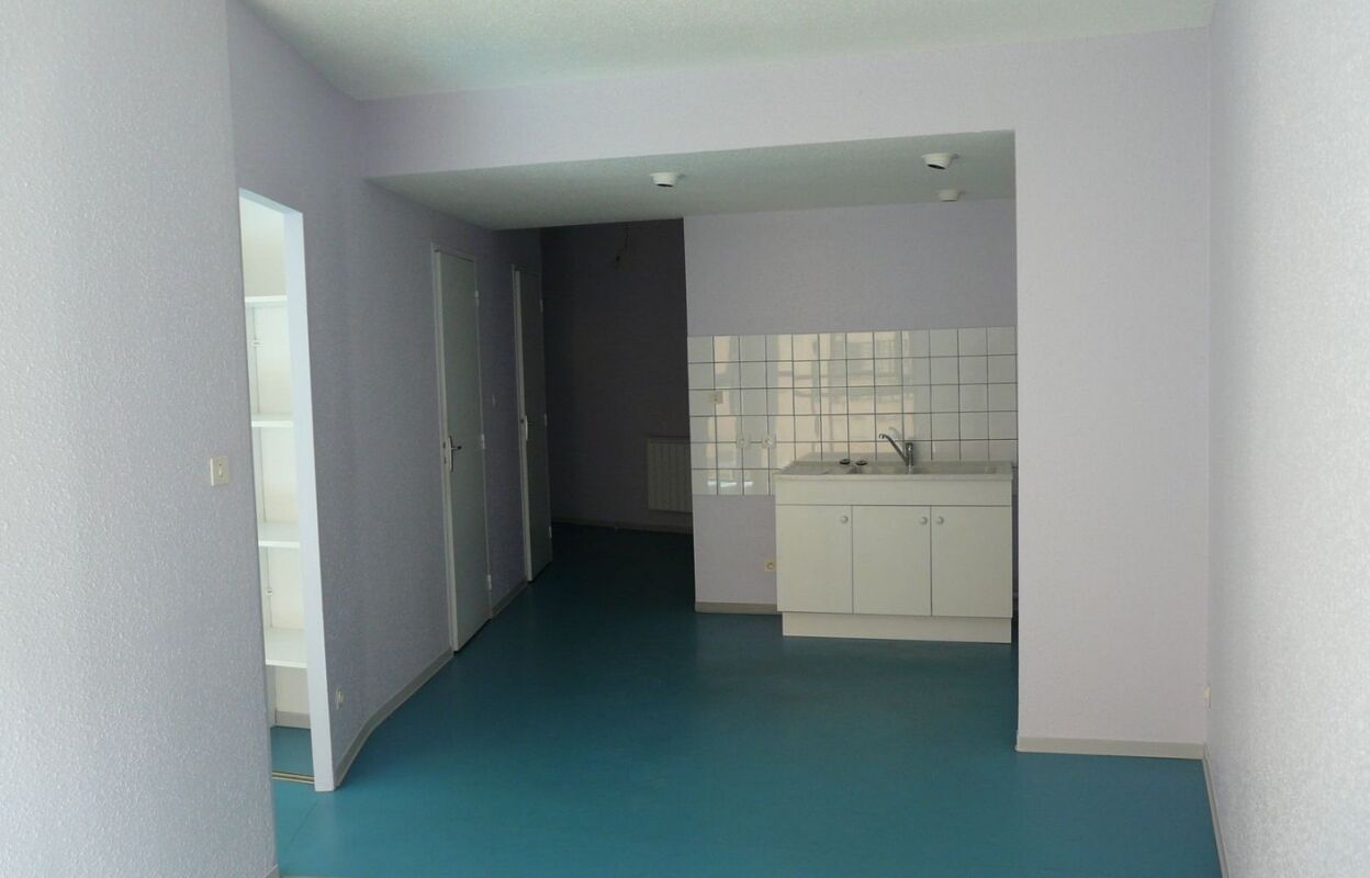 appartement 1 pièces 39 m2 à louer à Brusque (12360)