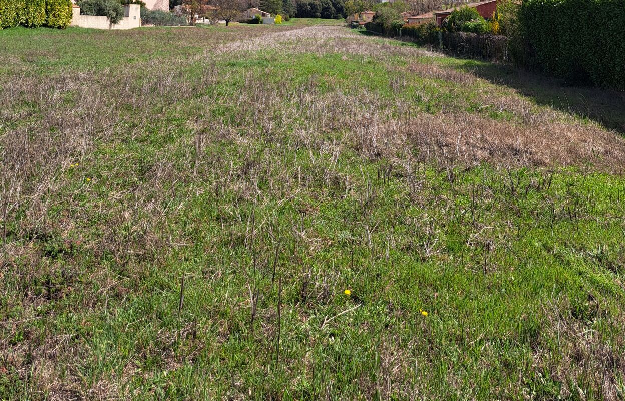 terrain  pièces 322 m2 à vendre à Oraison (04700)