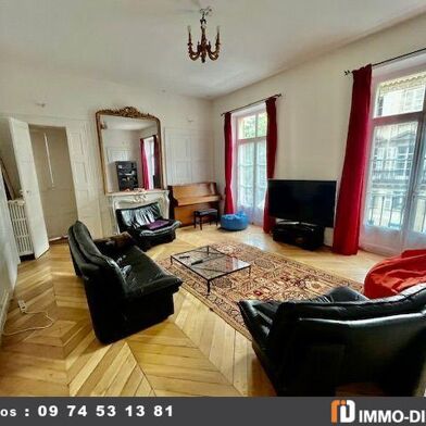 Appartement 9 pièces 192 m²