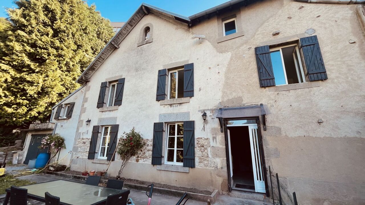 maison 7 pièces 200 m2 à vendre à Aubusson (23200)