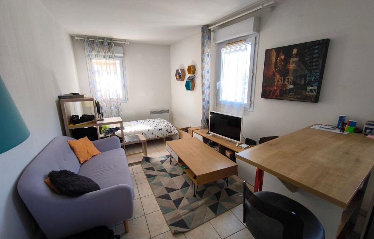 appartement 2 pièces 30 m2 à vendre à Nîmes (30000)